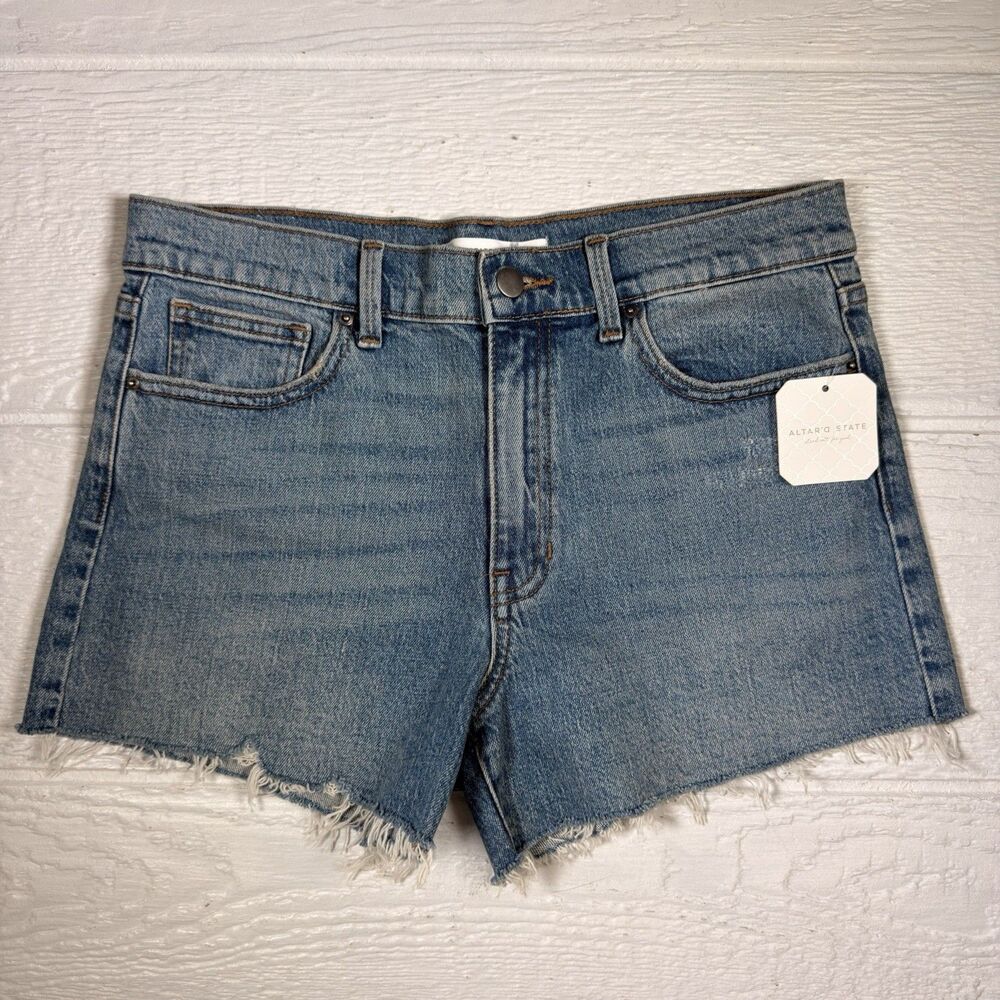 Altar’d State High Rise Denim Shorts L Medium Wash Raw Fray Hem Stretch NWT